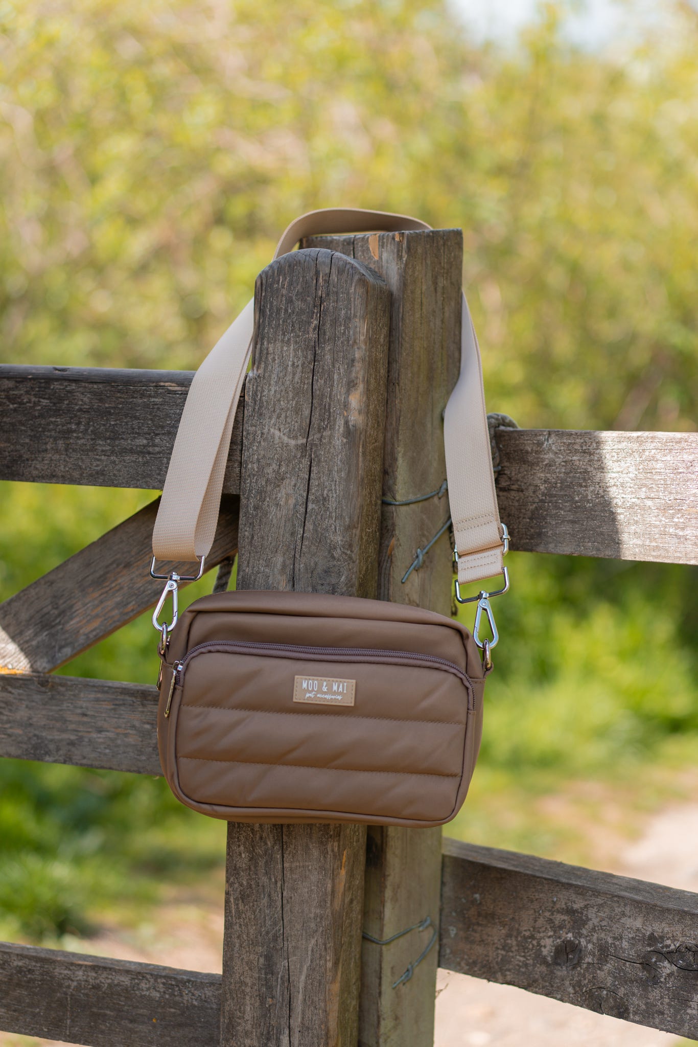 NEW - Essentials Dog Walking Bag in ‘Mocha’