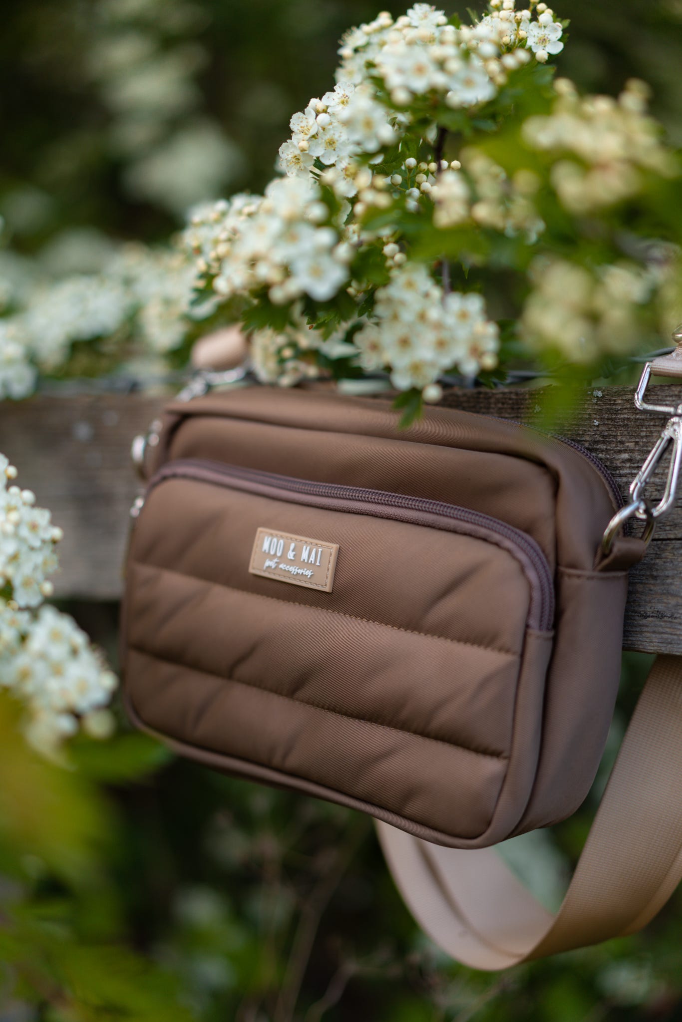NEW - Essentials Dog Walking Bag in ‘Mocha’