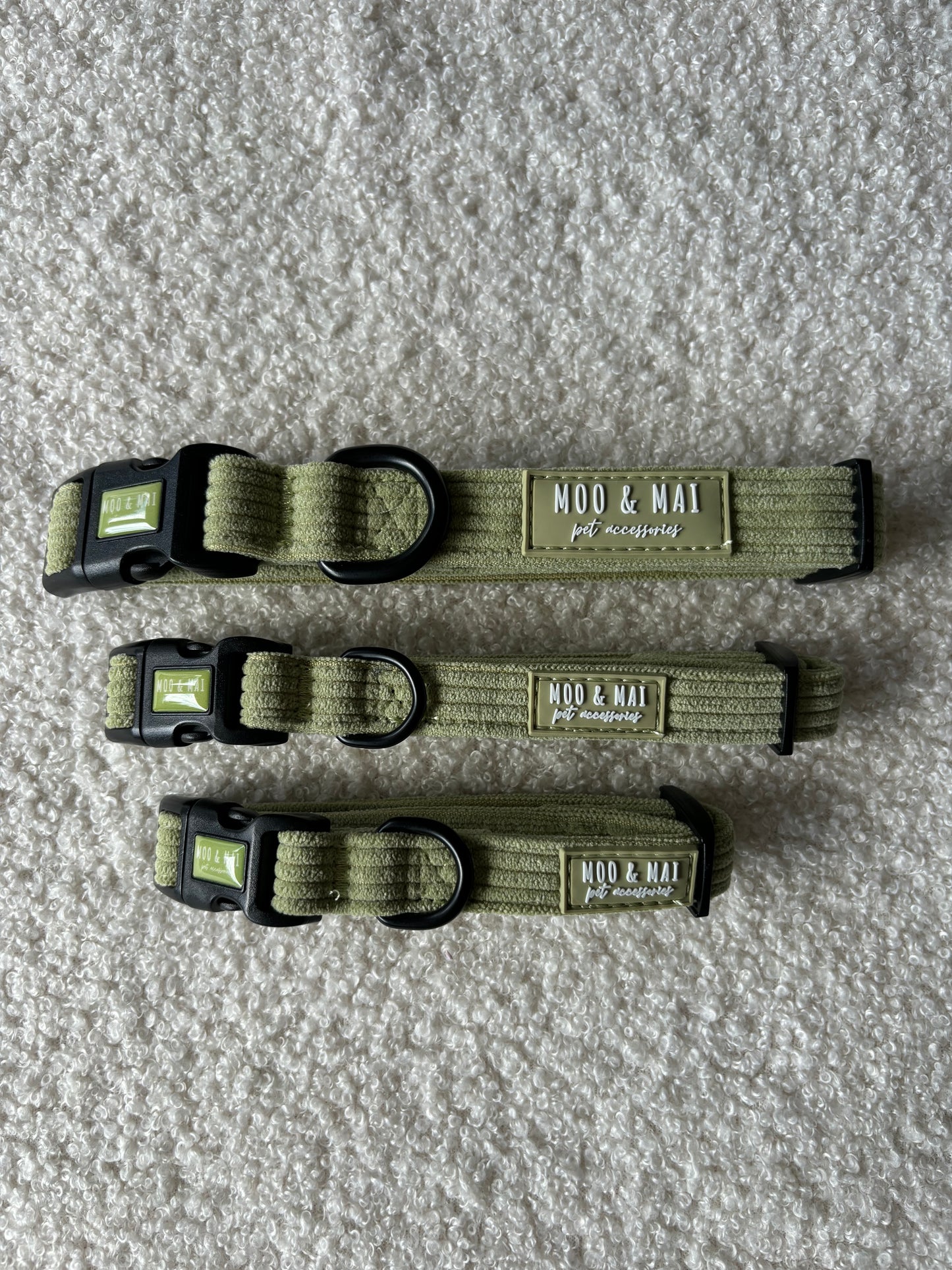 ‘Pistachio Paws’ Adjustable Collar