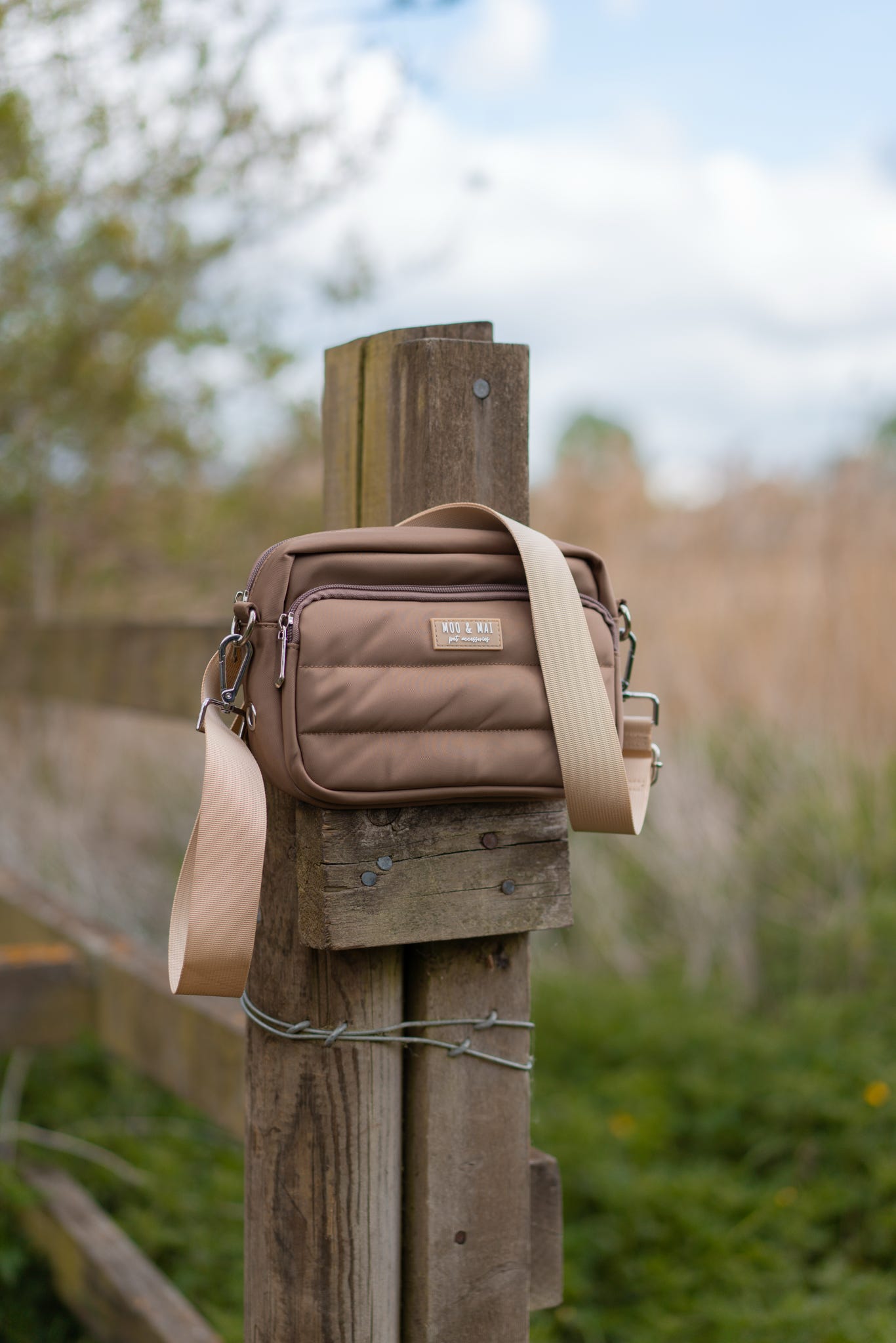 NEW - Essentials Dog Walking Bag in ‘Mocha’