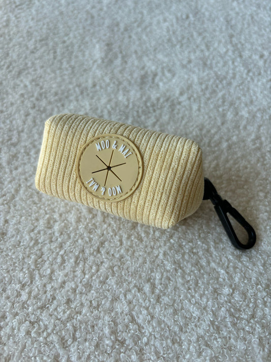 ‘Buttercream Bliss’ Poobag Holder