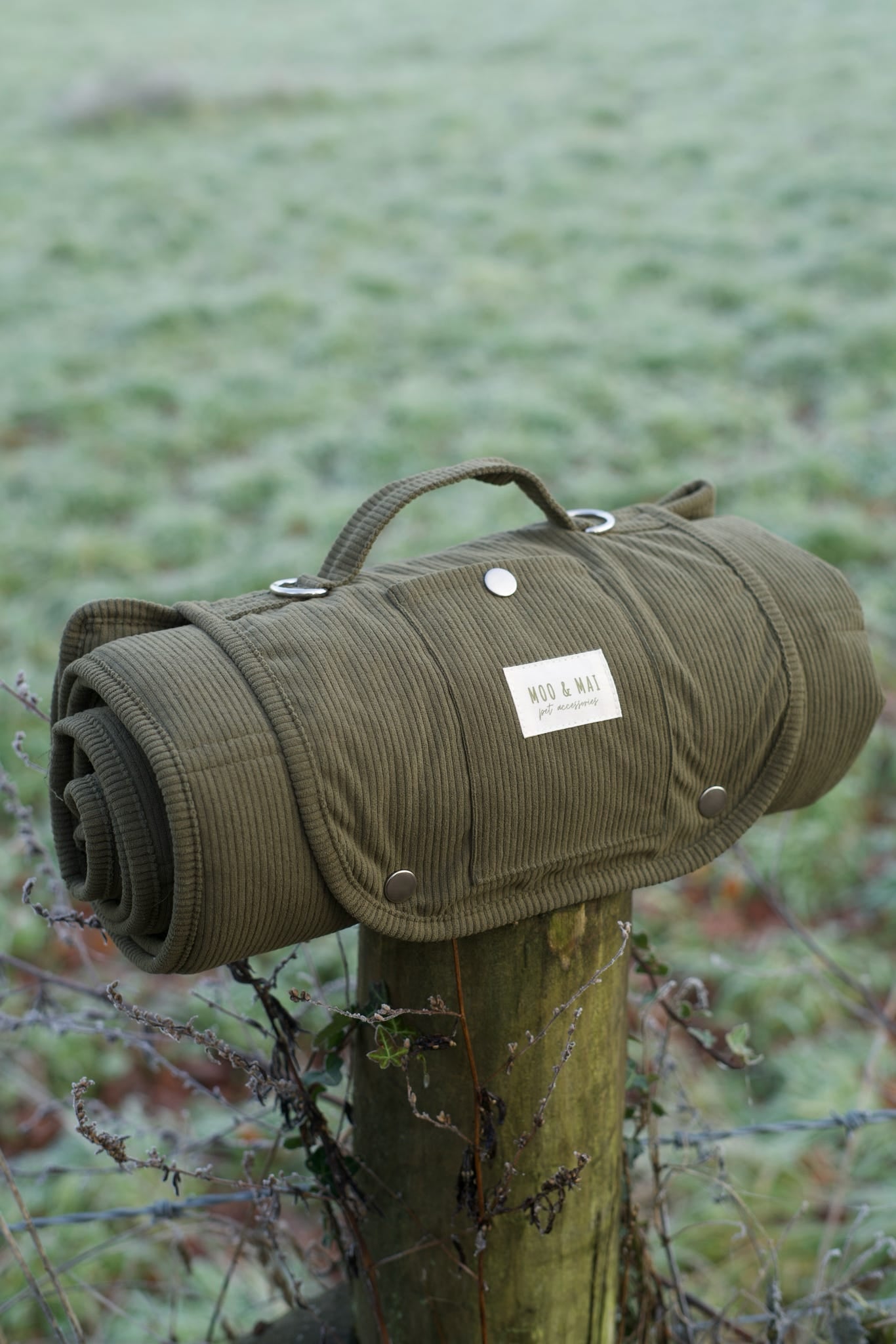 ‘Olive Branch’ Settle / Travel Mat