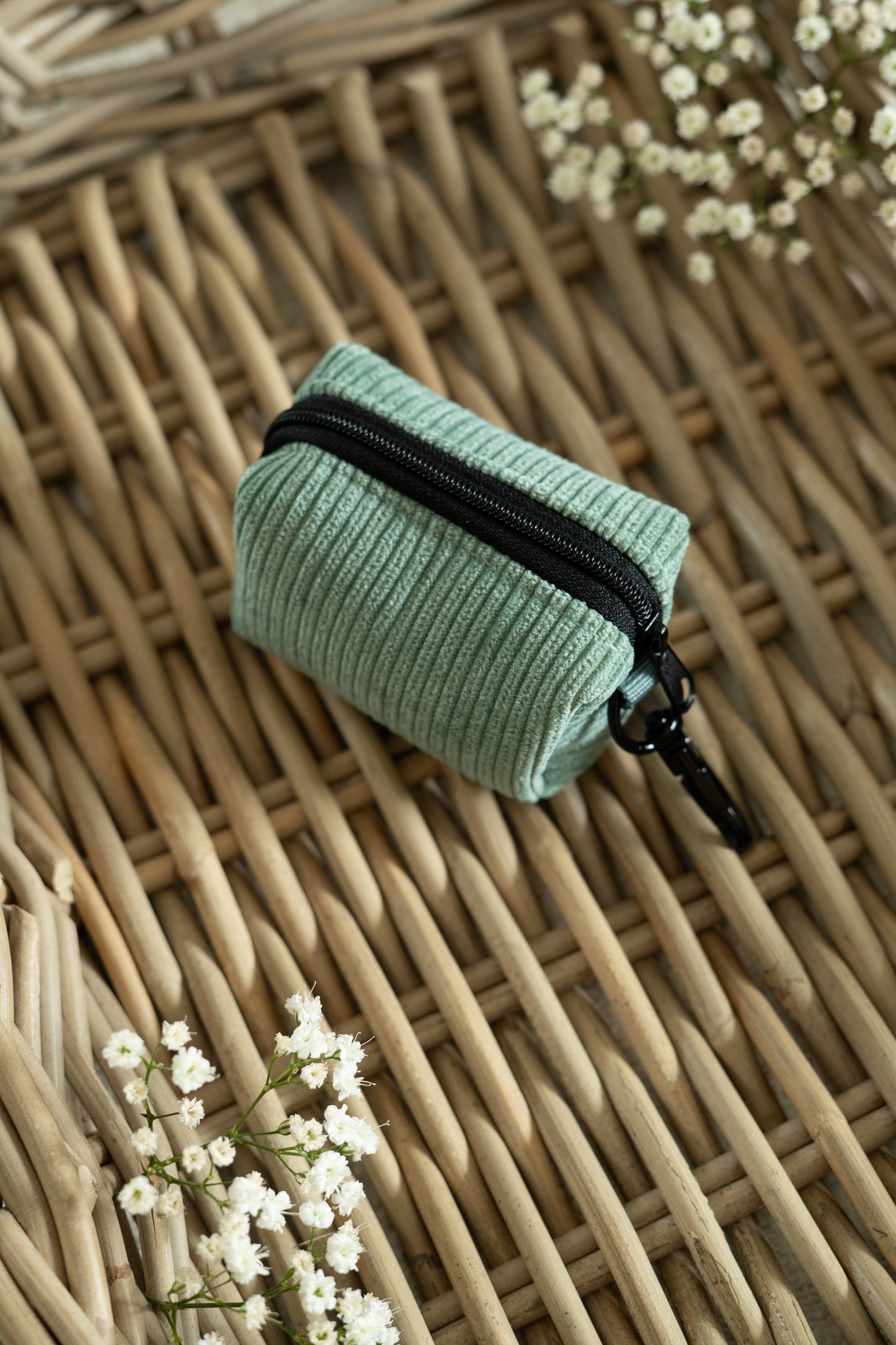 'Peppermint Tides' Poobag Holder