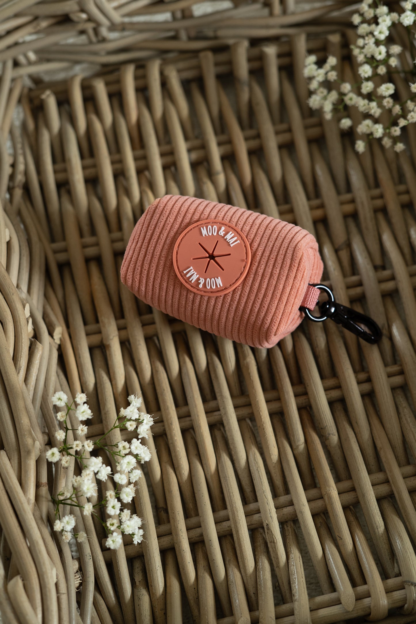 'Coral Cove' Poobag Holder